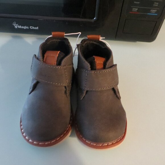 Toddler Boy's Shoes/Boots - Picture 1 of 3
